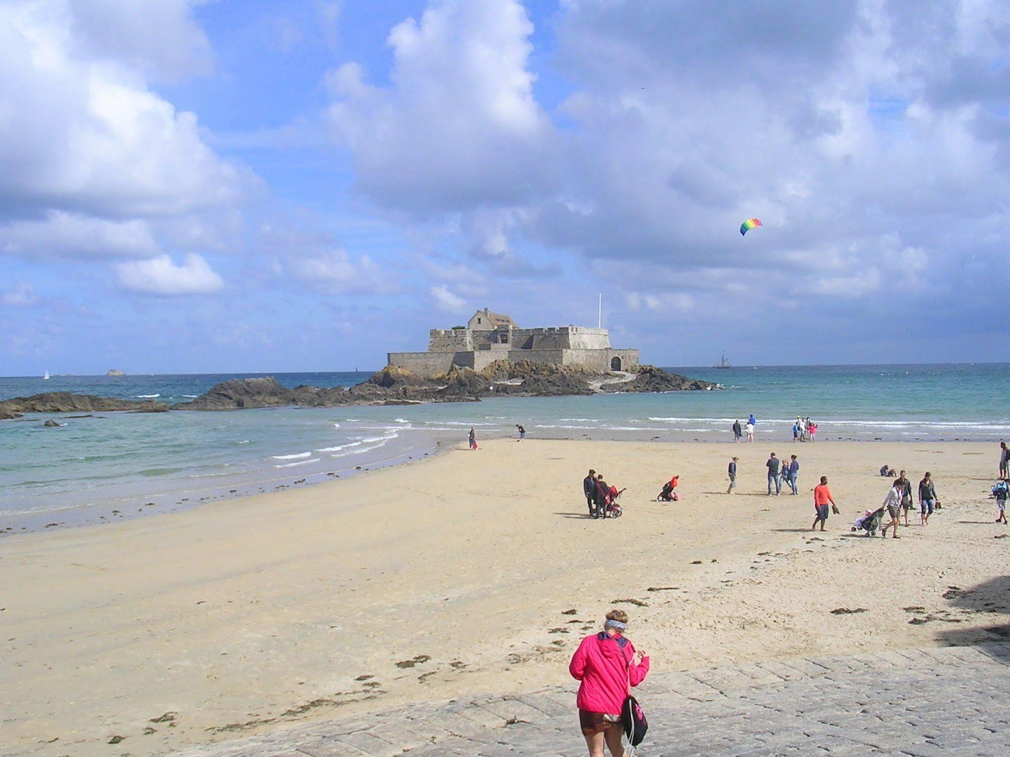 Residence La Hoguette Saint-Malo Exteriör bild