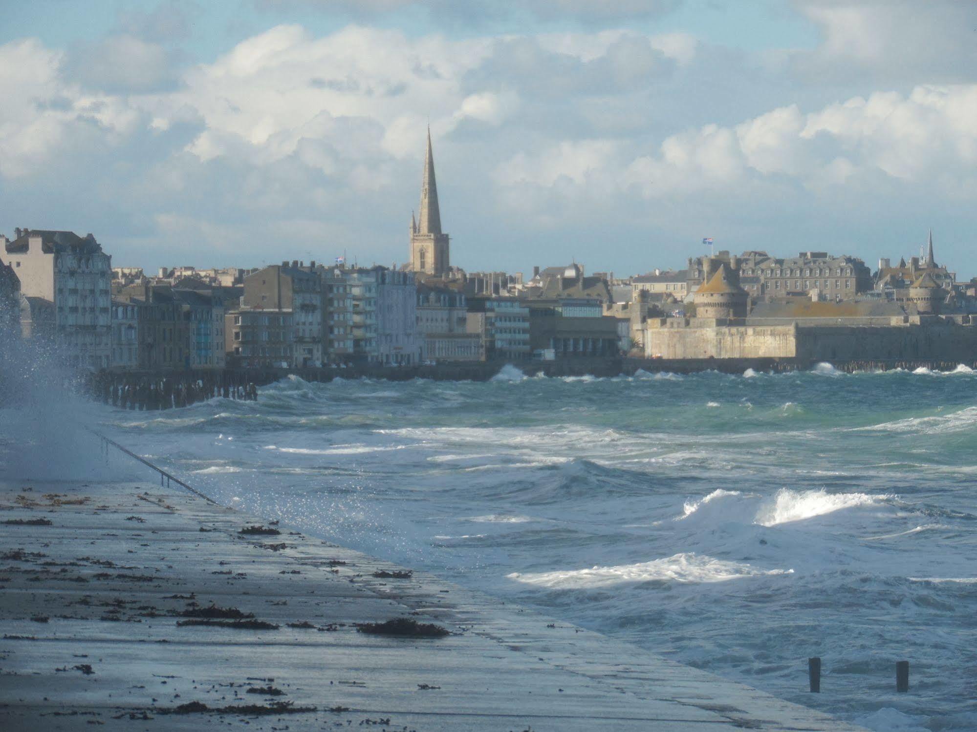 Residence La Hoguette Saint-Malo Exteriör bild