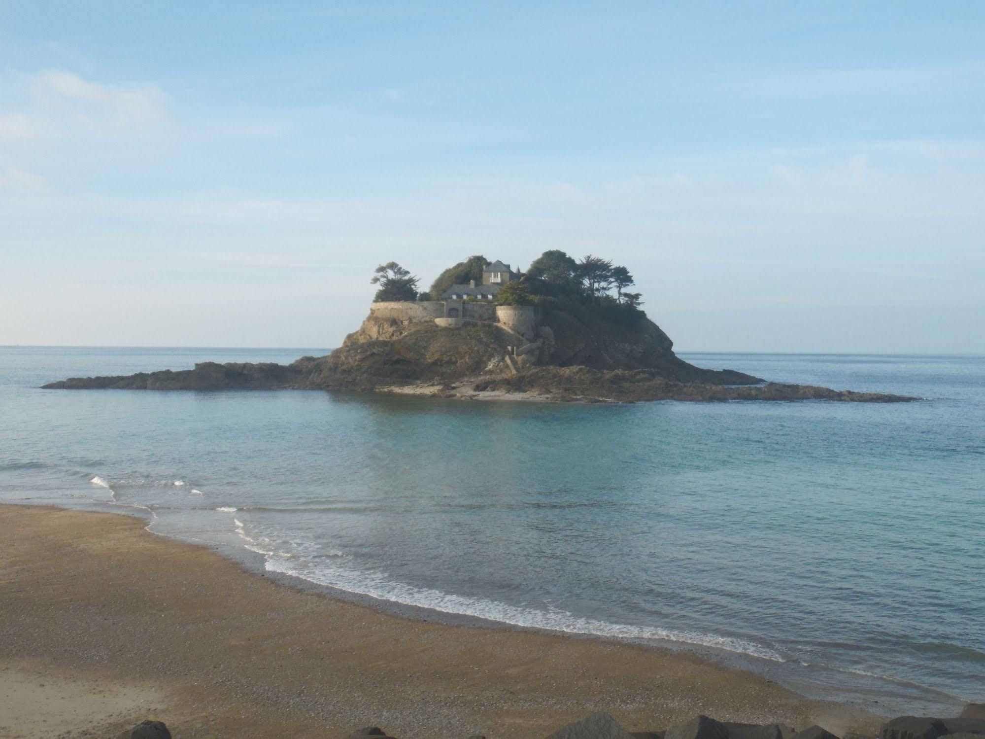 Residence La Hoguette Saint-Malo Exteriör bild